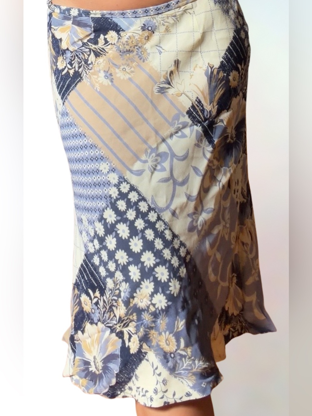 Liz Claiborne Blue & Cream Floral Patchwork Slip Skirt size 6 - Picture 5 of 6